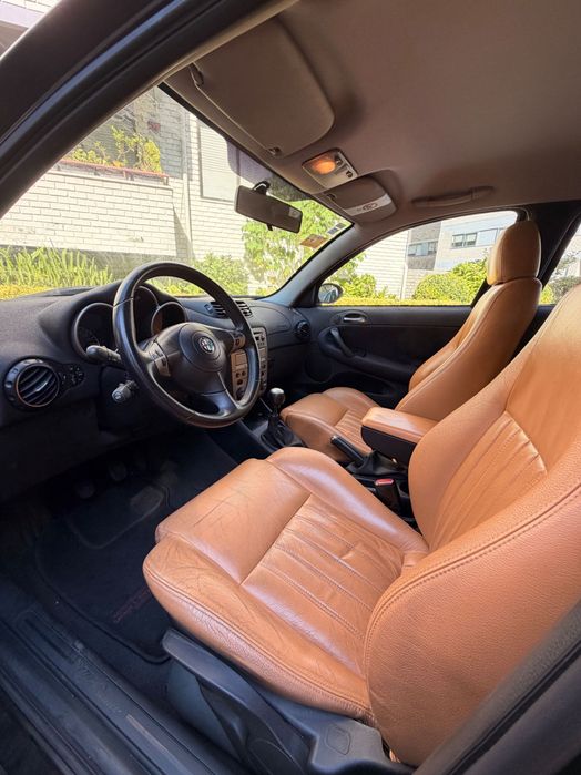 Alfa Romeo 147 Distinctive (2004)