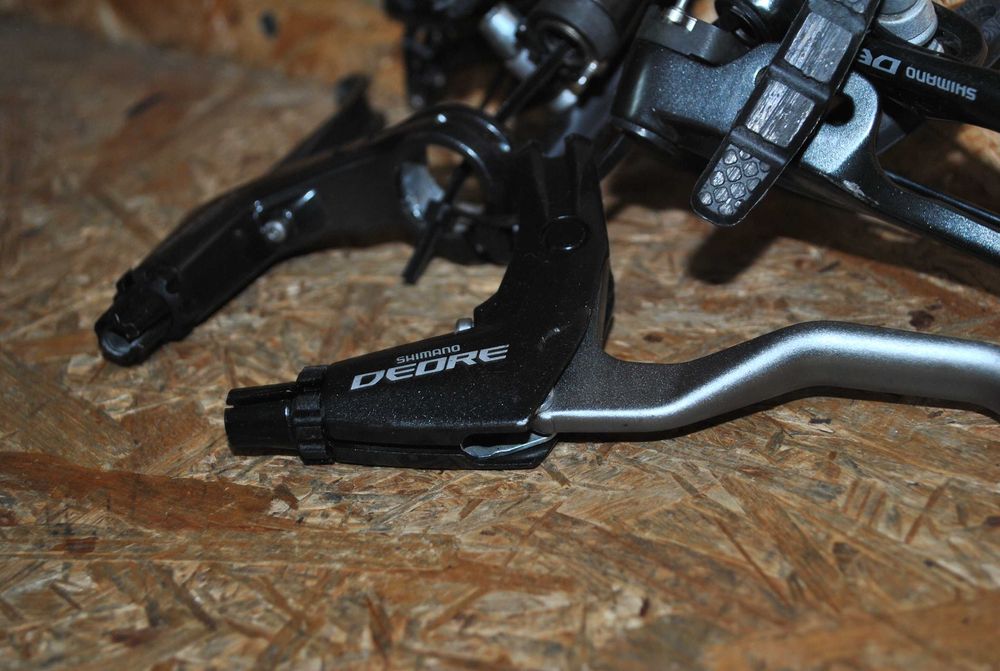 Cały zestaw hamulców Shimano Deore BR-M590