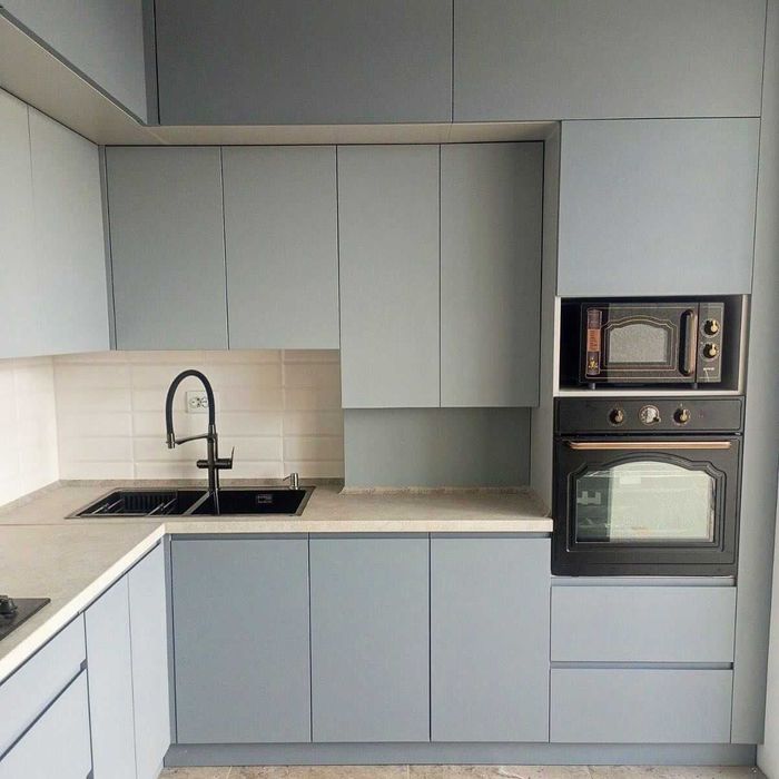 Кухні, барні стійки, шафи,  панелі.