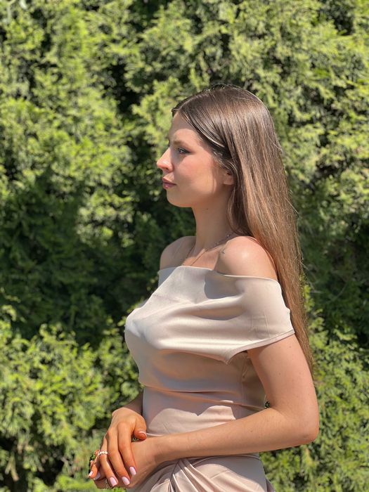 Святкове плаття PrettyLittleThings
