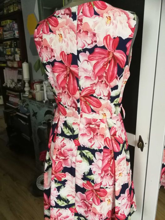 Sukienka damska kwiaty italy butik