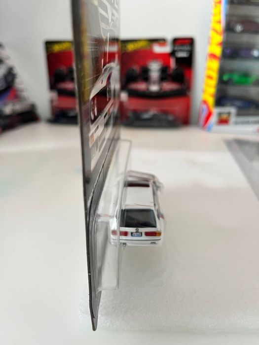Продам Hot wheesl premium, Elite 64 , RLC.