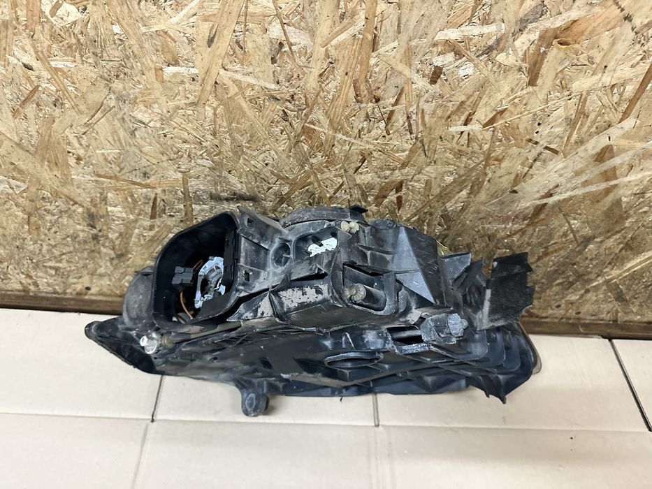 Передня ліва фара VW Touareg Фольксваген Туарег 2002-2006