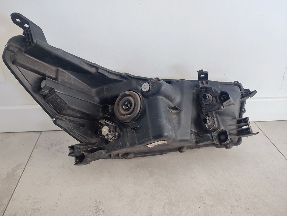 Lampa Reflektor Lewy Przód Toyota Hilux VIII 18r Oryginał