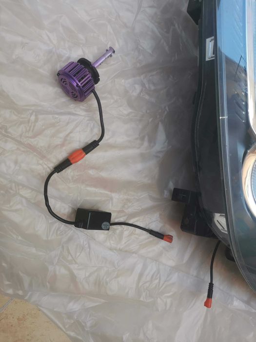 ótica  Valeo Xenon Renault Megane II fase 2