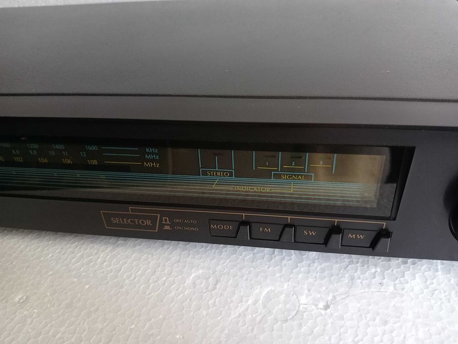 tuner sontec sst- 700