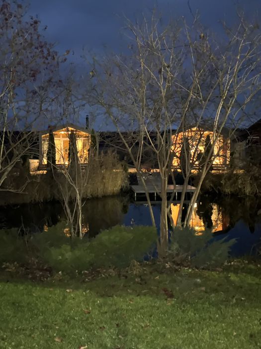 Подобова оренда будинків  з чанами!У нас тепло    і є світло!!