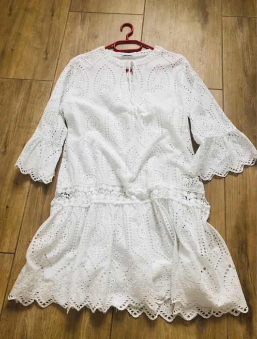 Sukienka koronkowa L