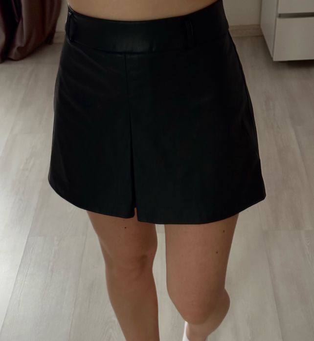 Шкіряна юбка-шорти Zara