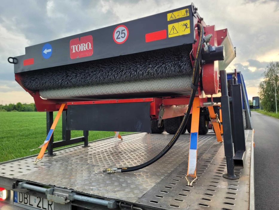 PIASKARKA Topdresser 1800 RINK Napowietrzanie TURFCO posypywarka TORO