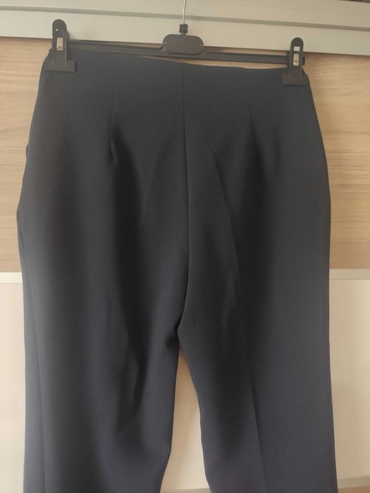 Spodnie Kiabi granatowe rozmiar 36