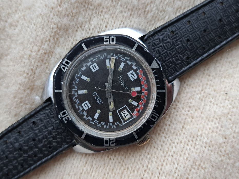 Diver Obrotowy bezel