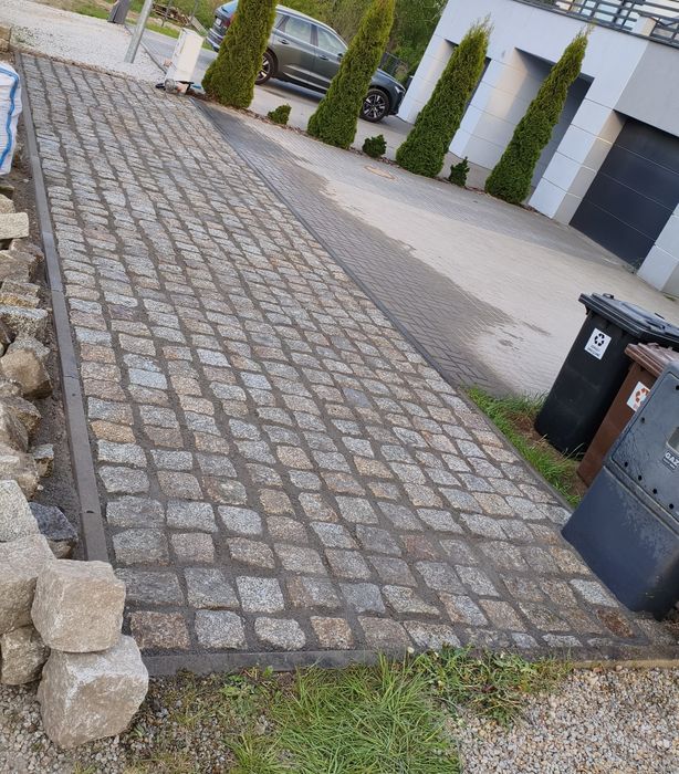 Układanie kostki brukowej