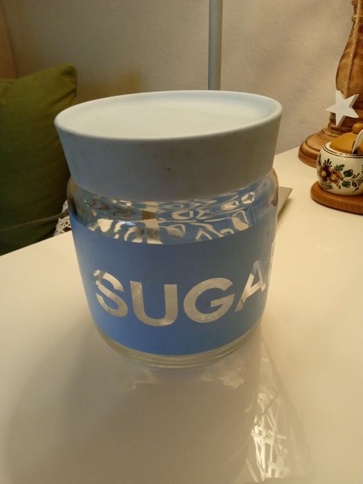 Szklany pojemnik na cukier