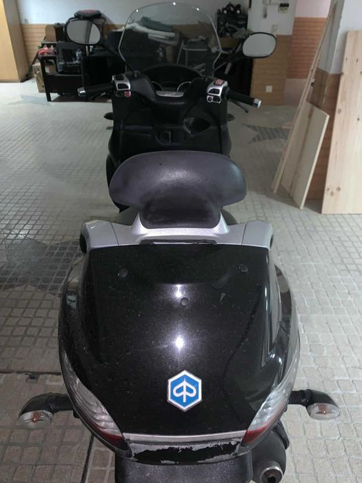 Piaggio MP3 250 LT