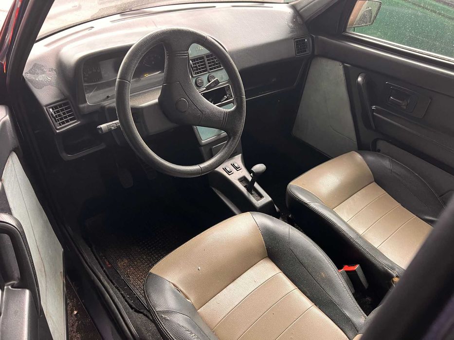 MICROCAR LYRA ACIDENTADO PEÇAS E ACESSORIOS