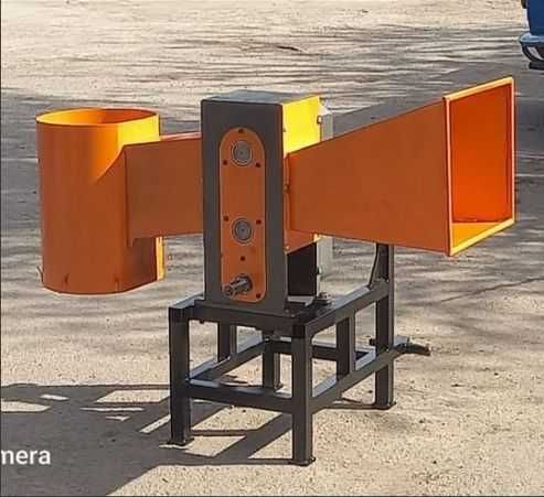 ВИРОБНИК! Подрібнювач гілок ( під Трактор ) гілка 80мм, 100мм, 120мм