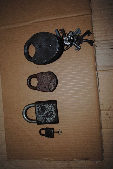 Stare klucze kłódki zamek