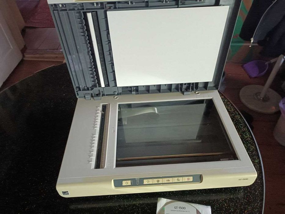 Широкоформатний принтер (плотер)