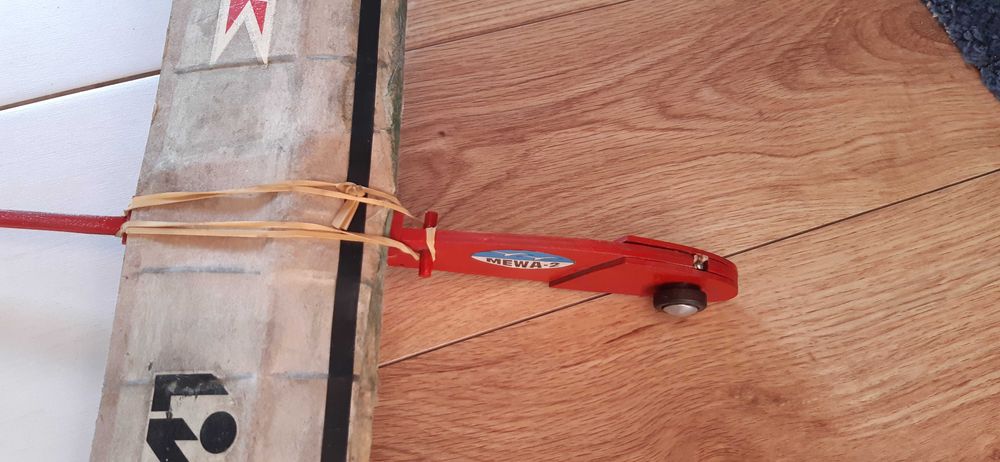 stary model szybowca szkolny z czasów prl mewa 2