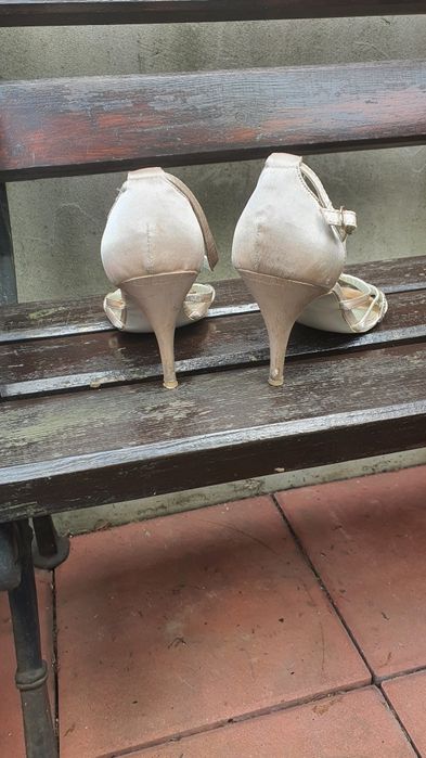 Buty letnie,wyjściowe roz 40