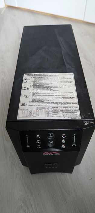 APC Smart UPS 1000
