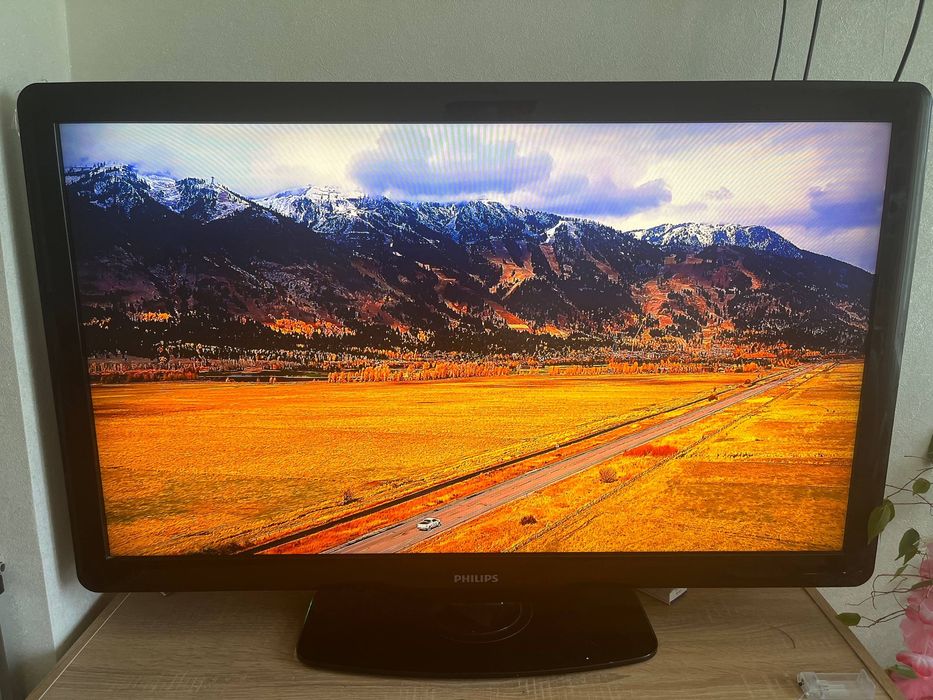 Телевізор Philips 42”