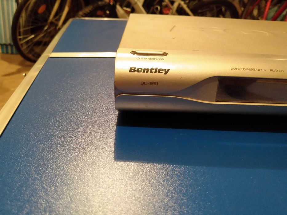 odtwarzacz Bentley dc 951
