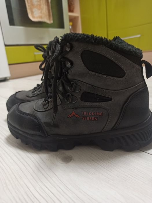 Дитячі сапожки Waikiki на хлопичика 34 розмір.Довжина устілки 23.5 см