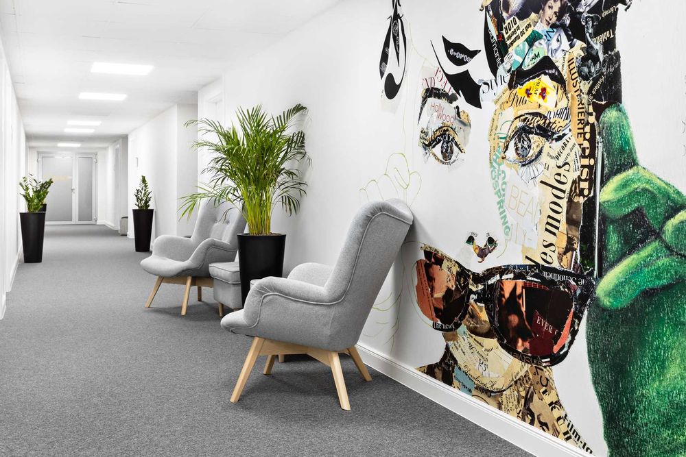 Gabinet biurowy umeblowany w Katowicach parking