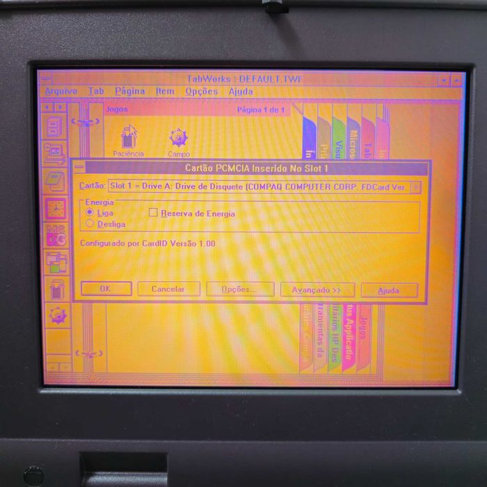 COMPAQ CONTURA AERO 4/33C + Drive de disquetes + Carregador + Bolsa de transporte (tudo original e a funcionar)