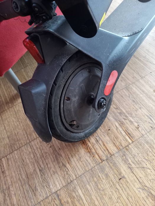 Продам електросамокат Xiaomi electric scooter 4 lite