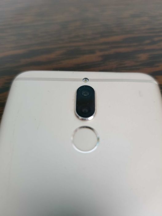 Huawei Mate 10 - Ecrã Rachado