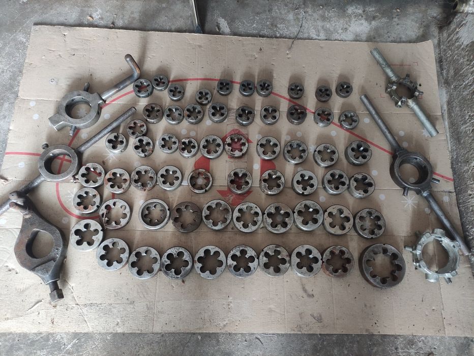 Сверла,плашки,метчики