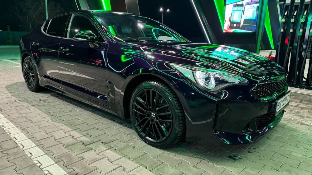 Продам Kia Stinger 2017