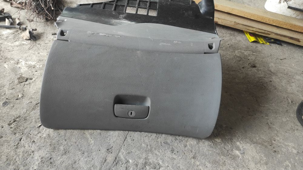 Бардачок Volkswagen Passat b5