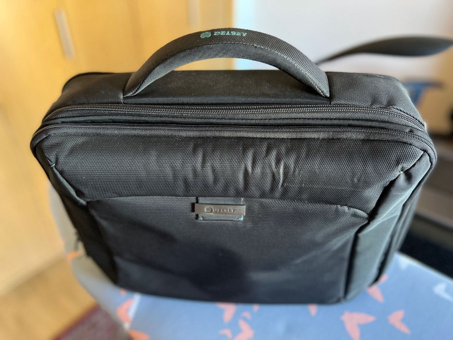 Pasta DELSEY para Computador Portátil de 15,6"