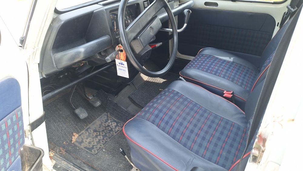 Vendo  Renault  4L