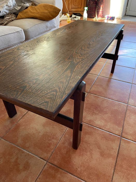 mesa de café em madeira