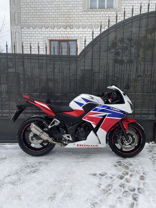 Honda cbr300r 2015 year