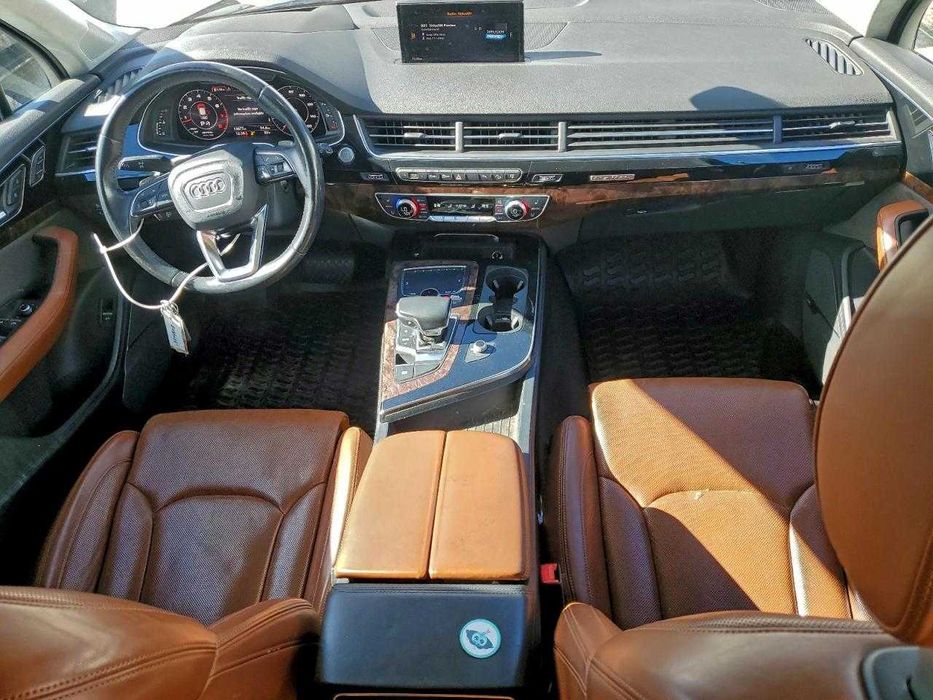 2017 AUDI Q7 prestige