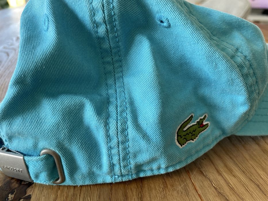 Boné Lacoste azul turquesa
