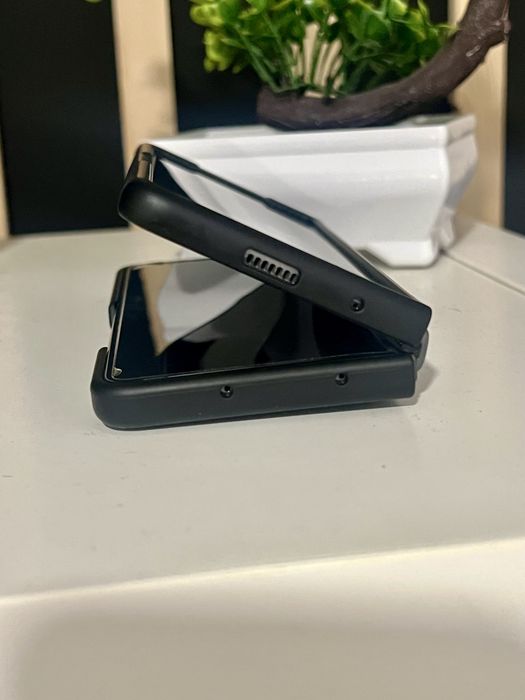 Samsung Z Fold5 – Excelente Estado