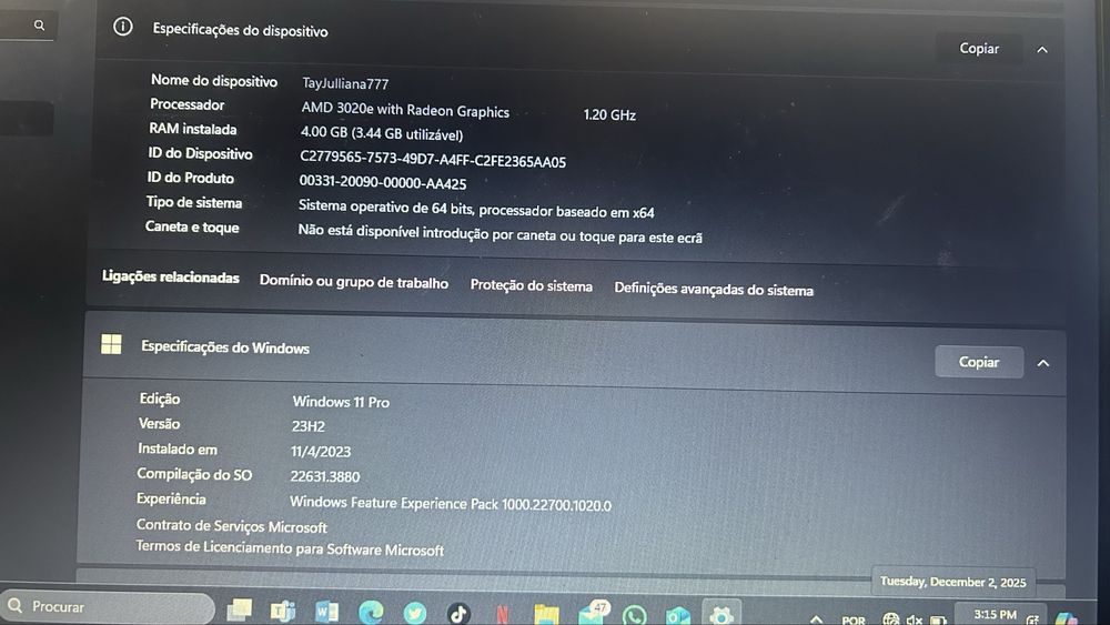 HP 15 – AMD 3020e • 4GB RAM • 930GB – Windows 11 Pro