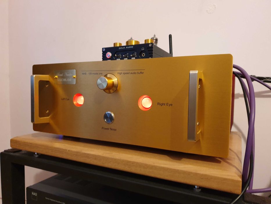 Końcówka mocy klasa A , Dartzeel NHB-108, 140Wx2