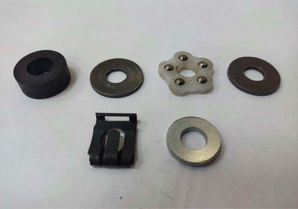 Запчасти б/у кресел офисных комплектующие коестовина пиастра газлифт