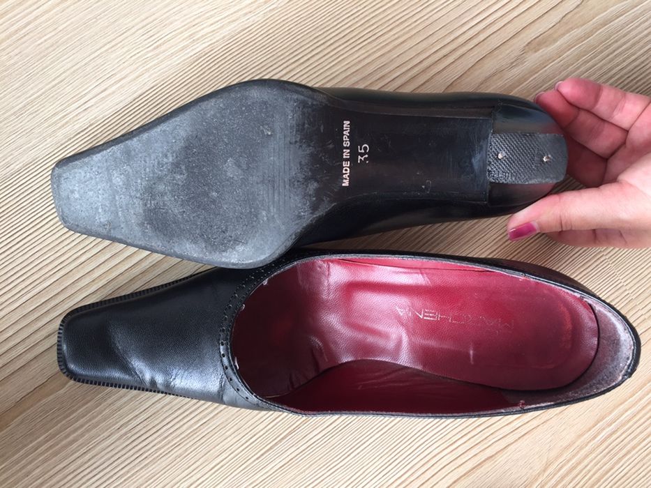 Sapatos pretos para dia a dia ou ocasiões mais solenes