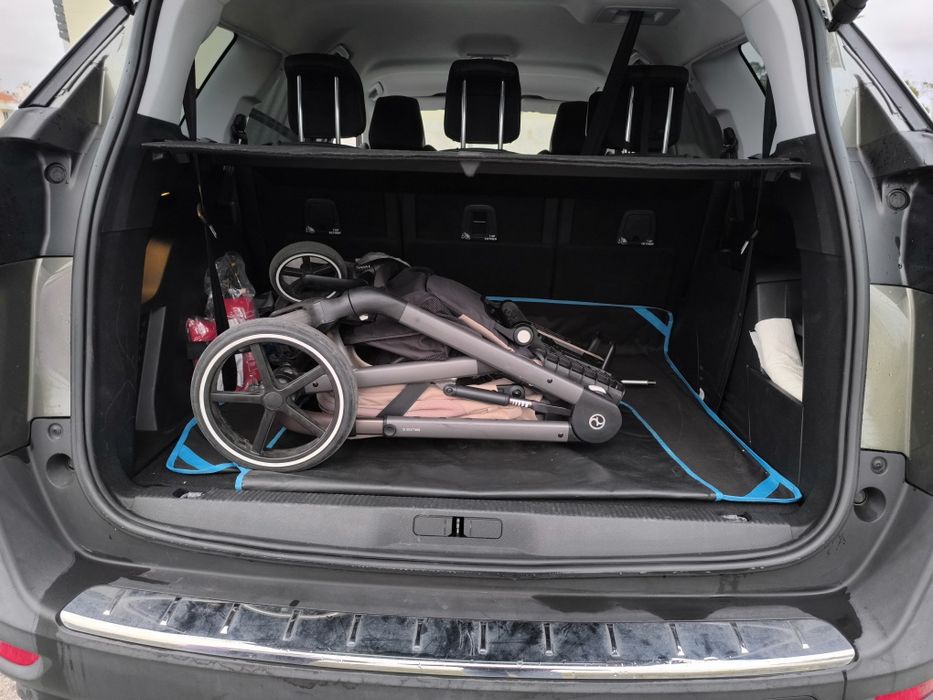 Peugeot 5008 Allure 1.5 HDI Automático
