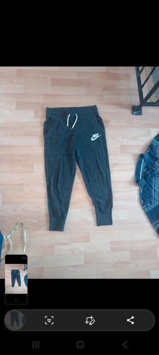 Dresy damskie nike