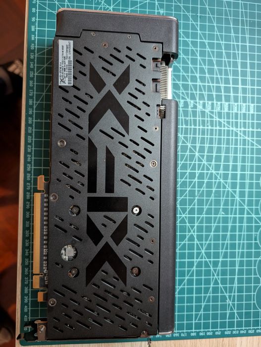 Placa gráfica XFX AMD Radeon RX 5700 XT THICC II Ultra 8GB